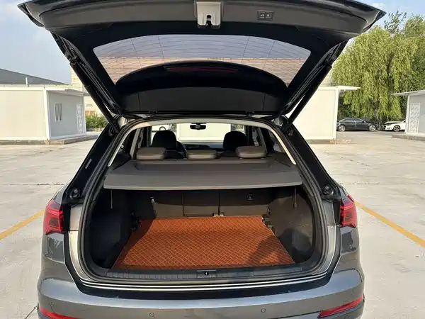 Audi Q3 2022, фото 6