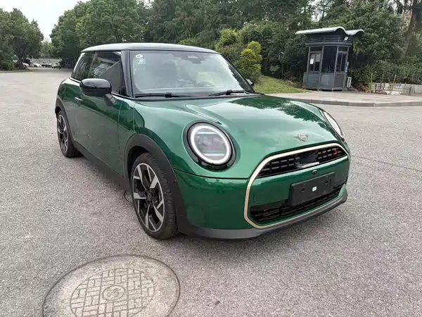 MINI 2025, фото 3