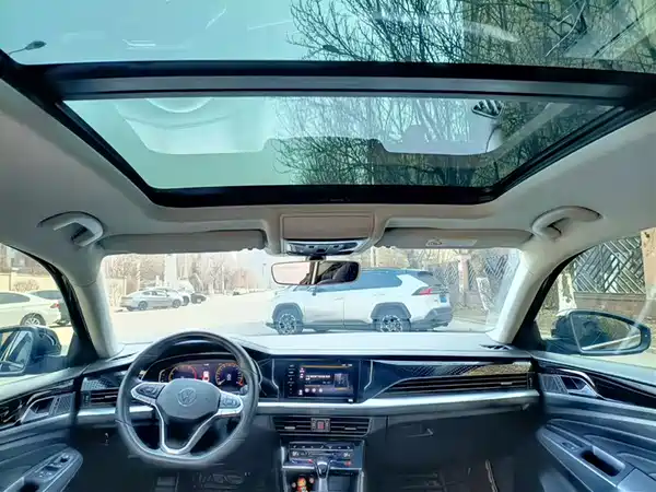 Volkswagen Passat 2022, фото 13