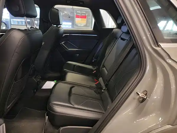 Audi Q3 2024, фото 16
