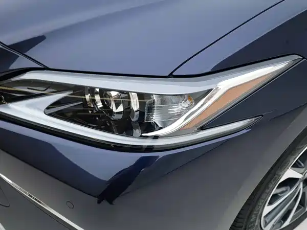 Lexus ES 2022, фото 13