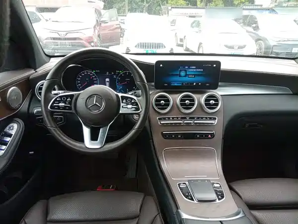 Mercedes-Benz GLC 2022, фото 6