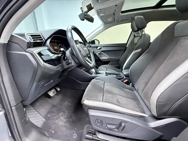 Audi Q3 2022, фото 16