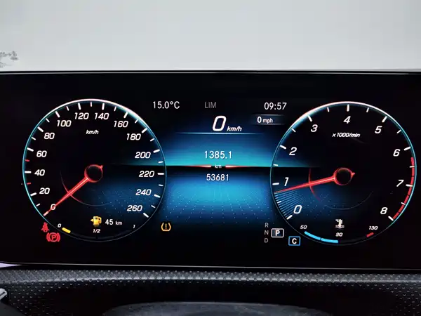 Mercedes-Benz A-Class 2022, фото 10