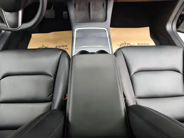 Tesla Model 3 2022, фото 14