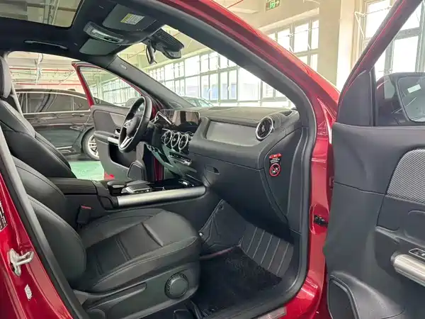 Mercedes-Benz GLA 2022, фото 5