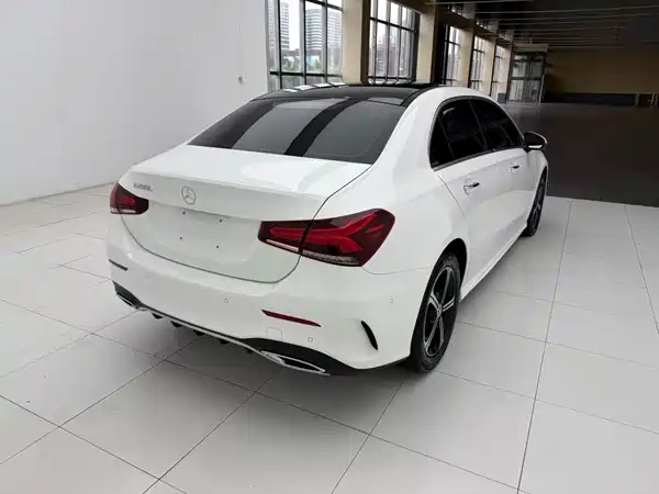 Mercedes-Benz A-Class 2022, фото 9