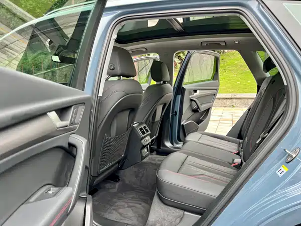 Audi Q5L 2022, фото 8