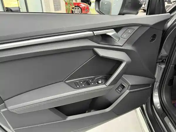 Audi A3 2024, фото 14