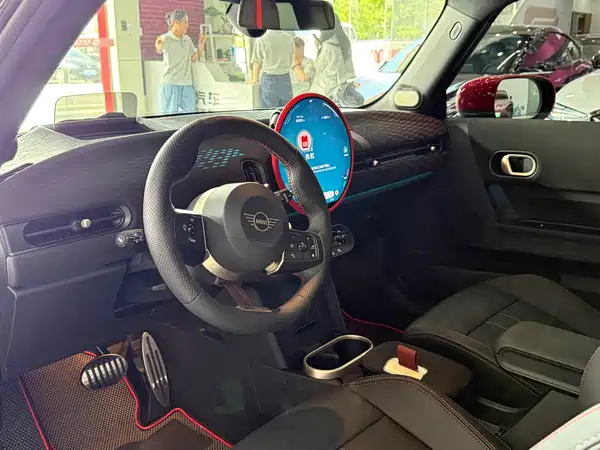 MINI JCW 2025, фото 11