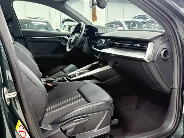 Audi A3 2022, фото 18