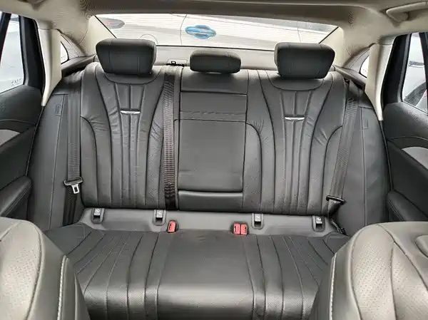 Hongqi H5 2023, фото 12