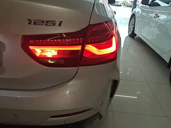 BMW 1 Series 2023, фото 7