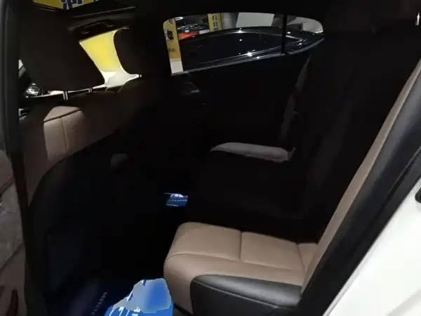 Lexus ES 2022, фото 16