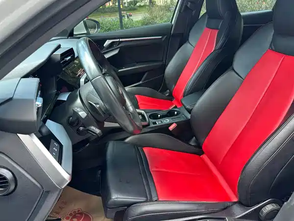 Audi A3 2021, фото 7