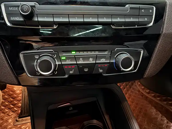 BMW X1 2022, фото 8