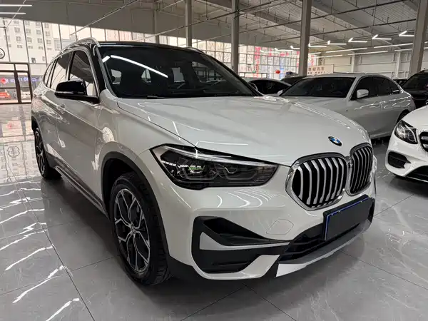 BMW X1 2022, фото 3