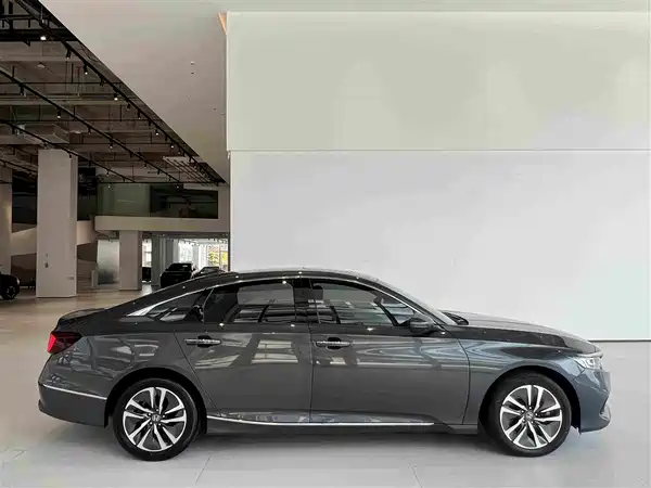 Honda Accord 2022, фото 11