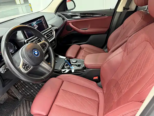 BMW iX3 2022, фото 12