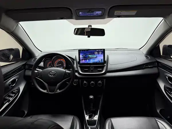 Toyota Yaris 2022, фото 12