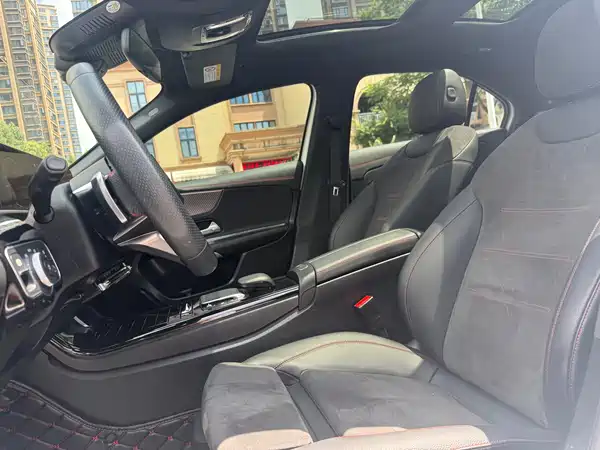Mercedes-Benz A-Class 2023, фото 9