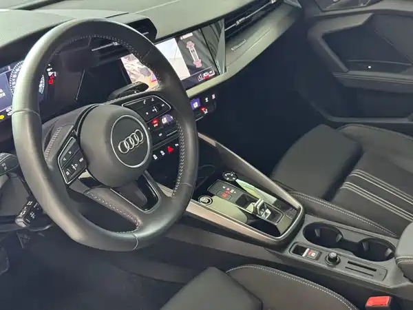 Audi A3 2022, фото 14