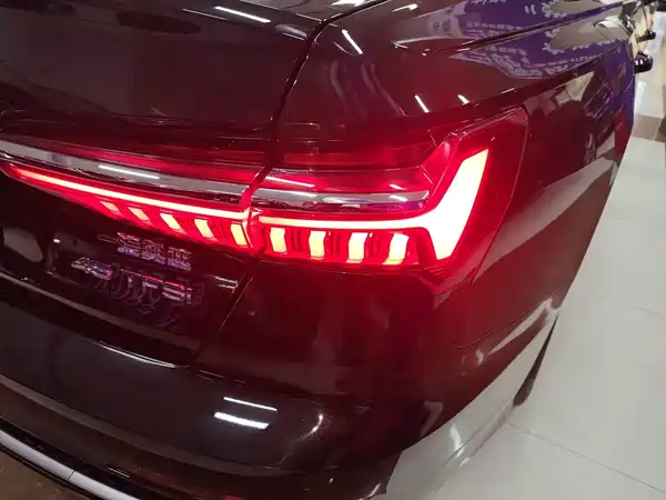 Audi A6L 2023, фото 7