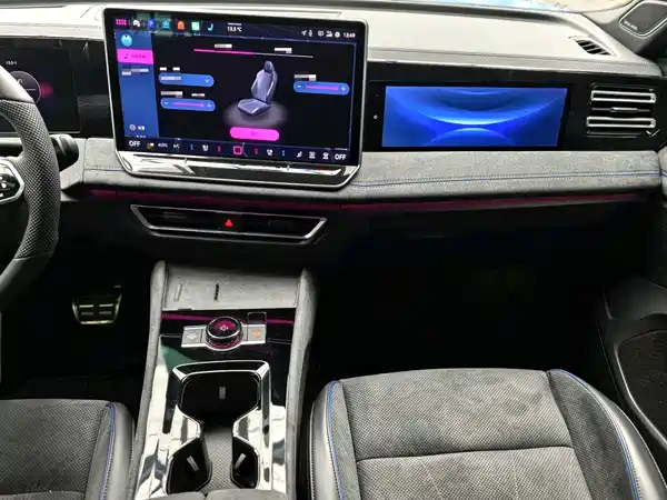Volkswagen Tiguan L 2024, фото 8