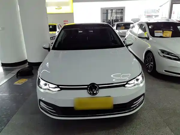 Volkswagen Golf 2021, фото 2