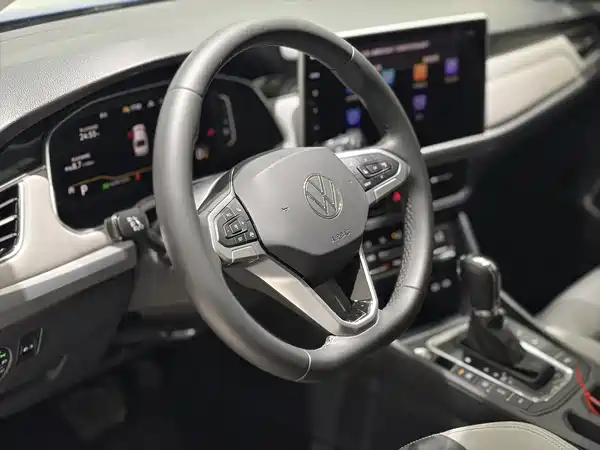 Volkswagen Bora 2023, фото 7