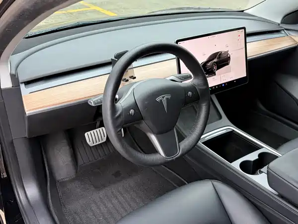 Tesla Model 3 2022, фото 7