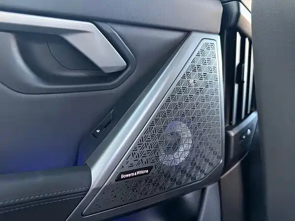 BMW i5 2024, фото 17