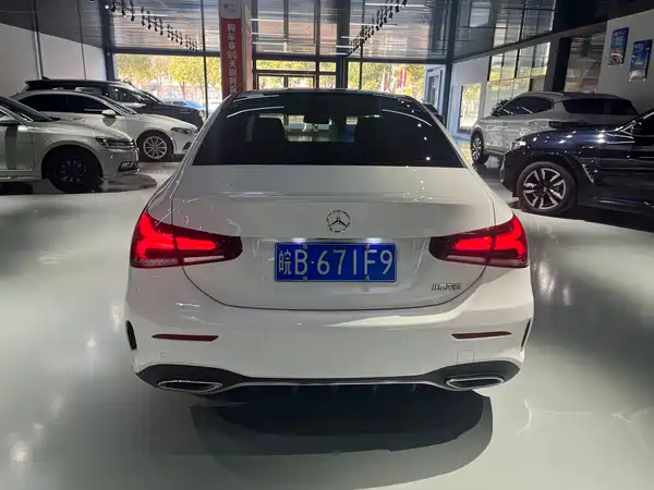 Mercedes-Benz A-Class 2022, фото 6