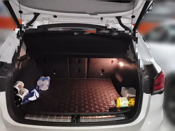 BMW X1 2021, фото 20