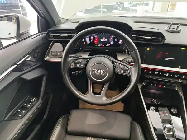 Audi A3 2024, фото 10