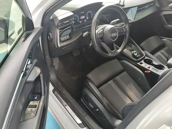 Audi A3 2024, фото 15