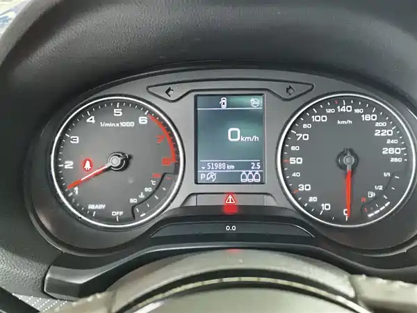 Audi Q2L 2022, фото 11