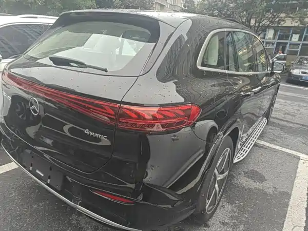 Mercedes-Benz EQS SUV 2025, фото 7