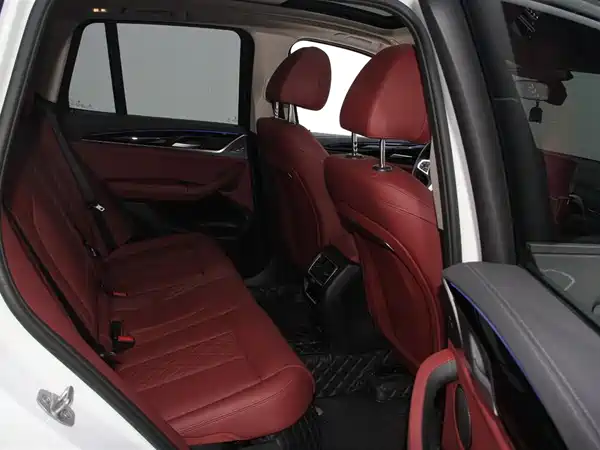 BMW X3 2022, фото 23