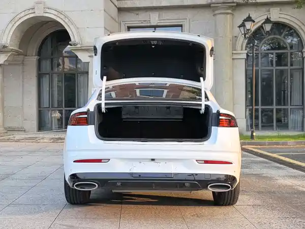 Geely Preface 2023, фото 13