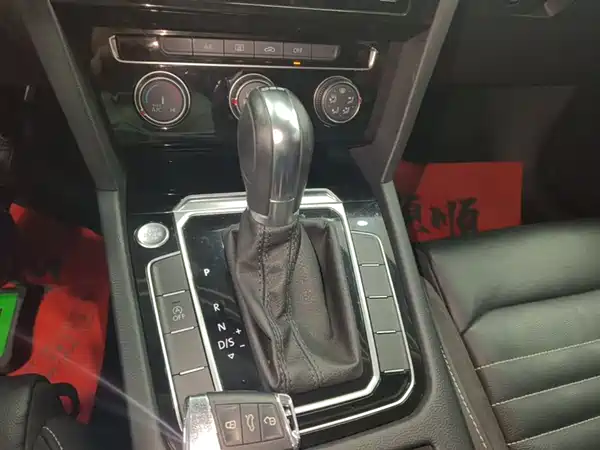 Volkswagen Magotan 2020, фото 13