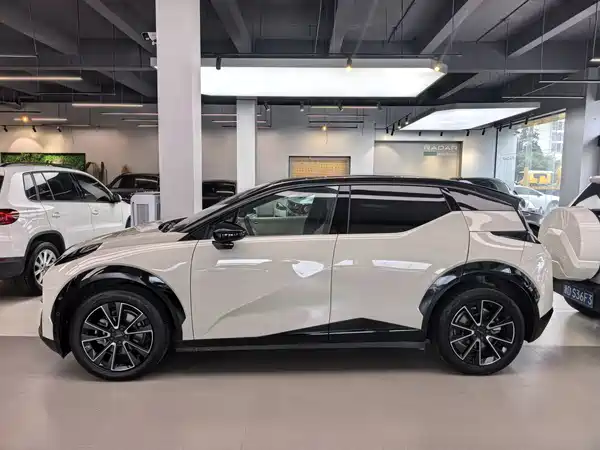Zeekr X 2023, фото 3
