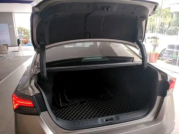 Nissan Teana 2022, фото 18