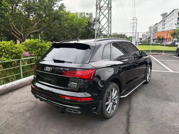 Audi Q5L 2024, фото 8