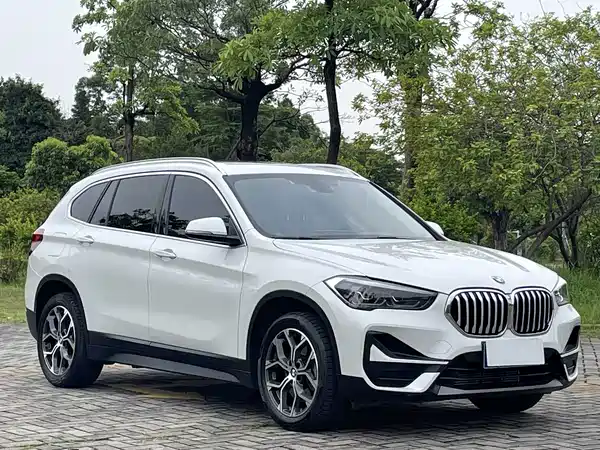 BMW X1 2022, фото 4