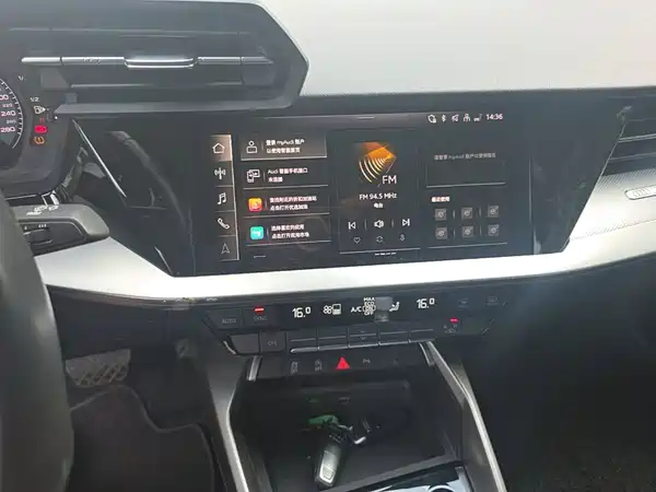 Audi A3 2024, фото 17
