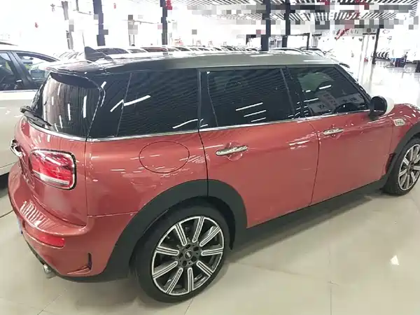 MINI CLUBMAN 2023, фото 6
