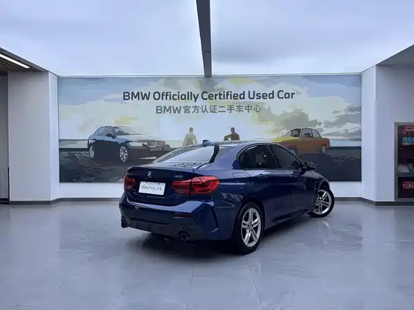 BMW 1 Series 2021, фото 3