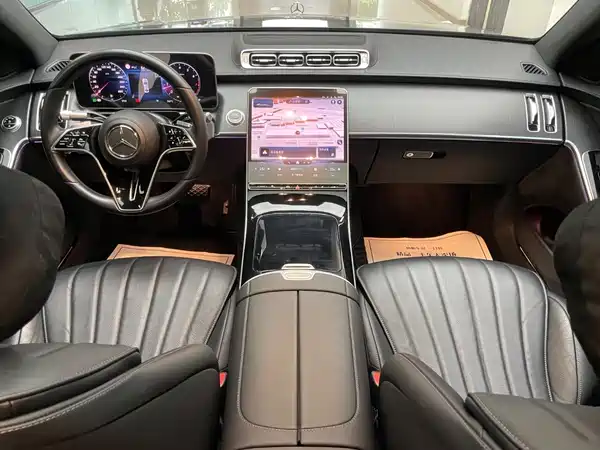 Mercedes-Benz S-Class 2022, фото 13