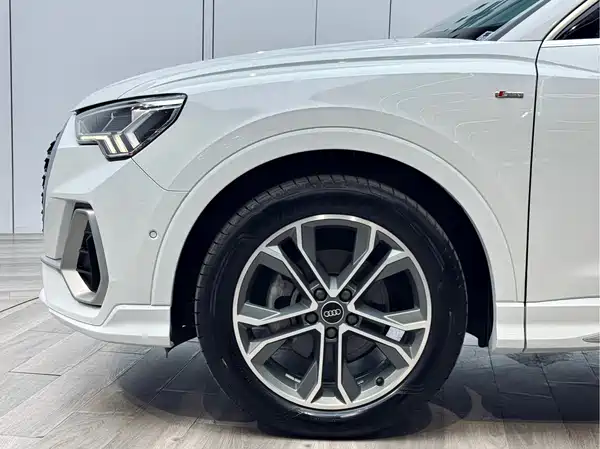 Audi Q3 2022, фото 27